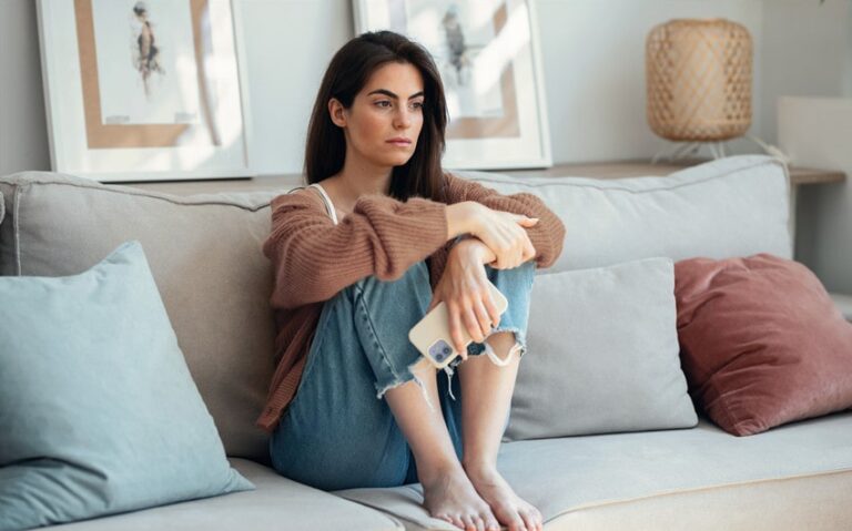 Learning to Make Decisions Without Overthinking and Trusting Your Own Direction