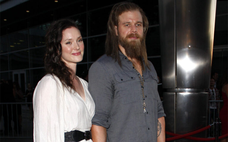 ryan hurst wife